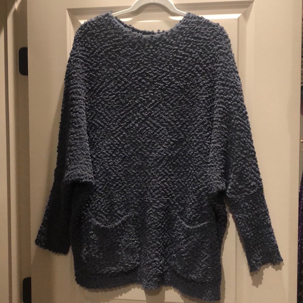 Cornflower blue, tunic like sweater!